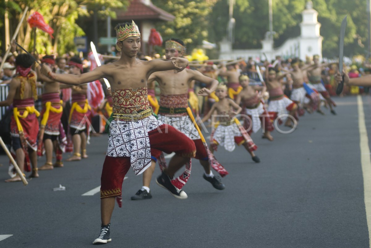 Hari Tari Dunia Antara Foto