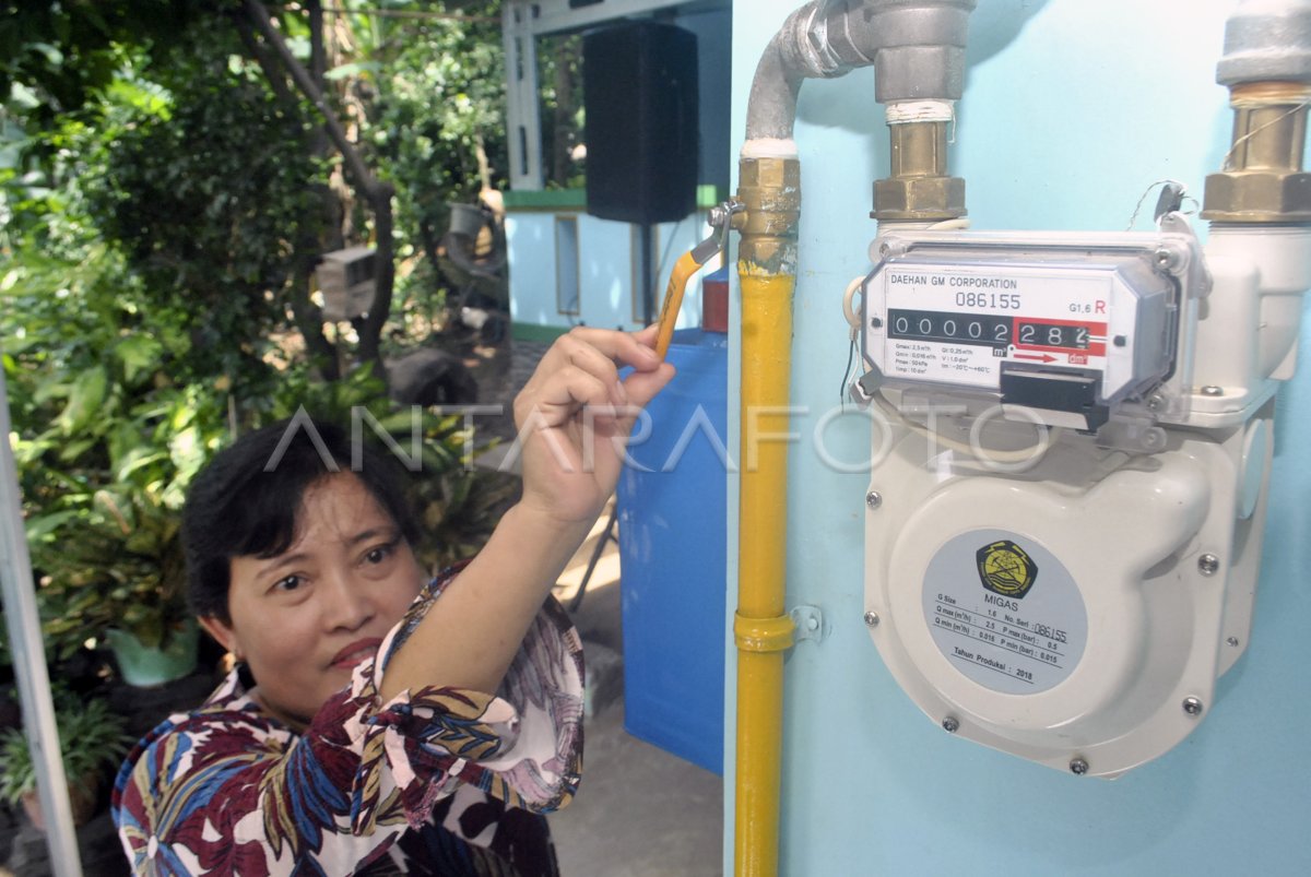 PERESMIAN JARINGAN GAS BUMI RUMAH TANGGA | ANTARA Foto