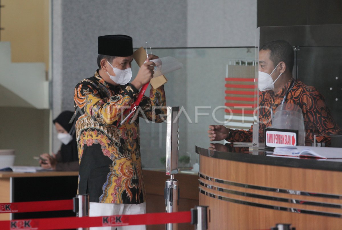 PEMERIKSAAN ANGGOTA DPR RI DEDI MULYADI | ANTARA Foto