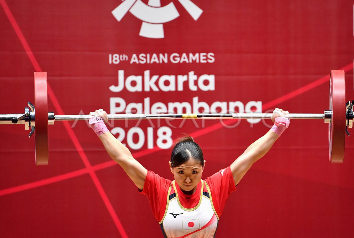 Angkat Besi Putri 48kg Antara Foto