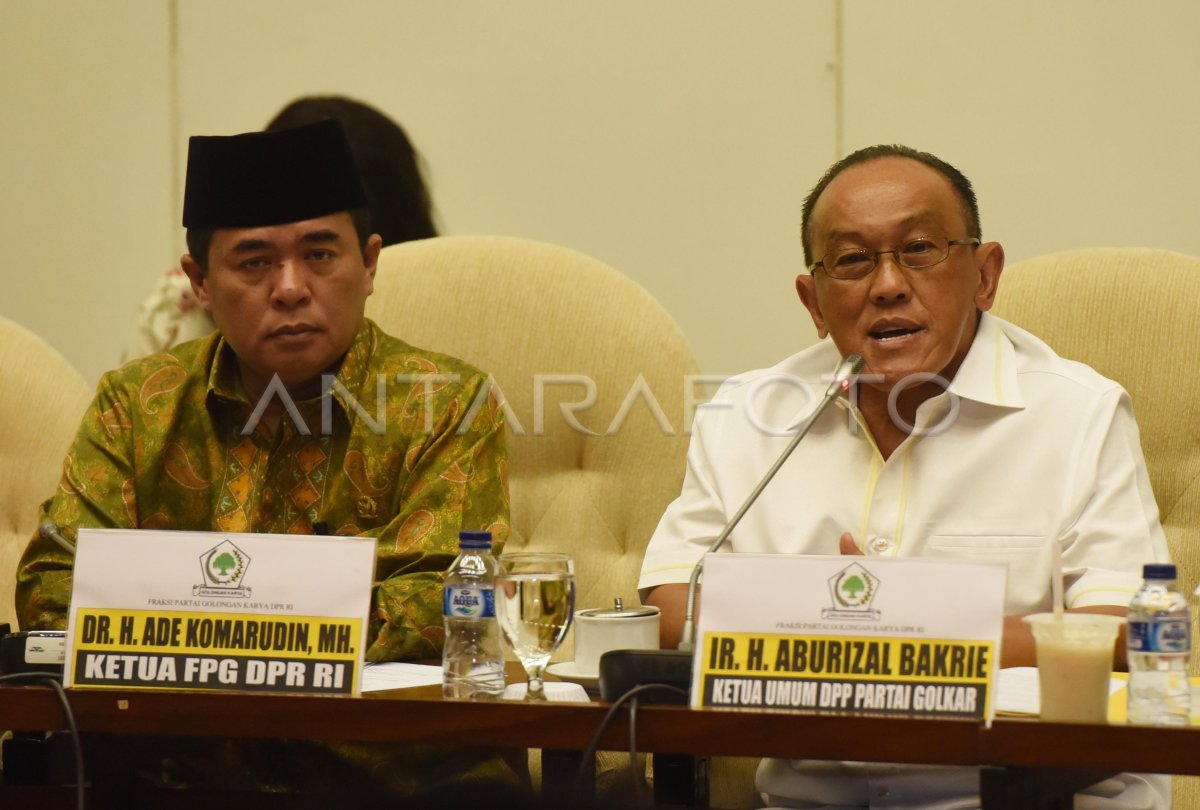 Rapat Pleno Fraksi Golkar Antara Foto 7842