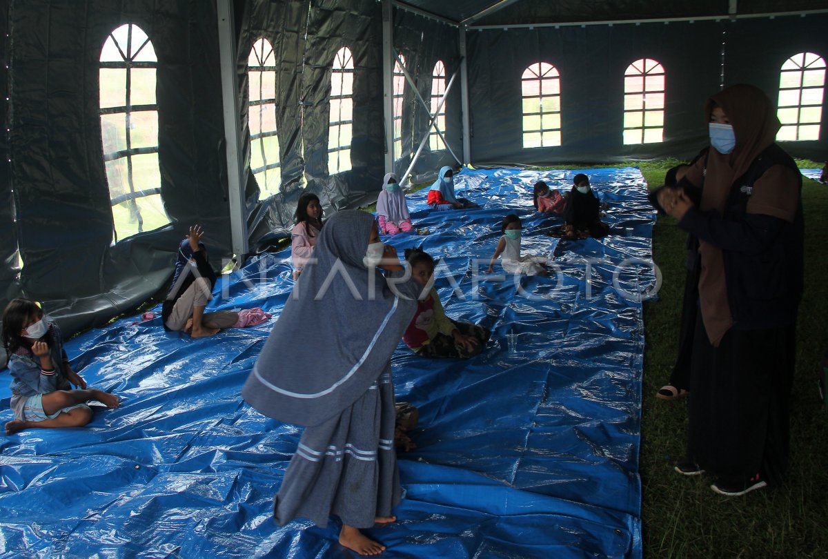 TRAUMA HEALING KORBAN GEMPA BUMI DI SULBAR | ANTARA Foto