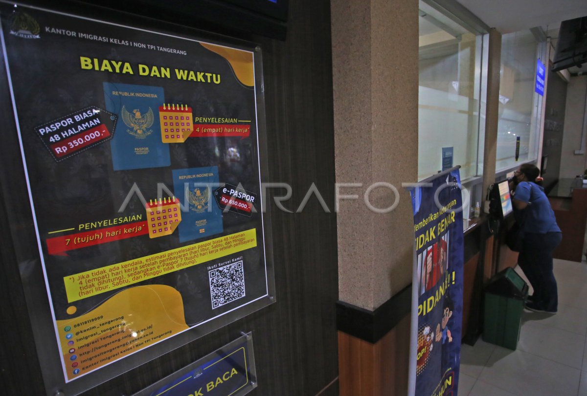 MASA BERLAKU PASPOR RI MENJADI SEPULUH TAHUN | ANTARA Foto