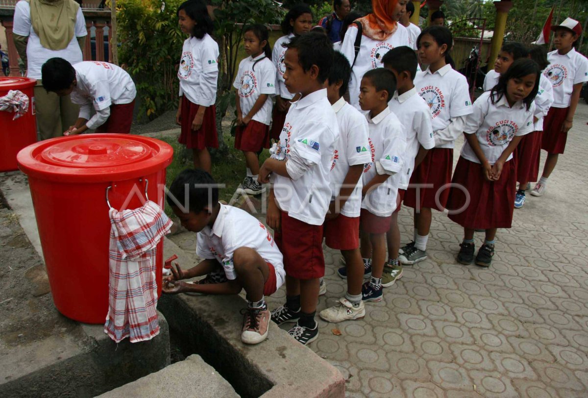 KAMPANYE CUCI TANGAN | ANTARA Foto