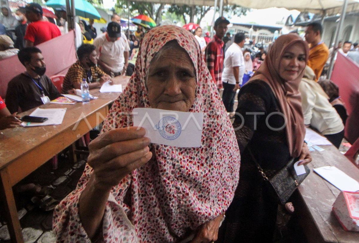 Pemilihan Kepala Desa Serentak Antara Foto 9605