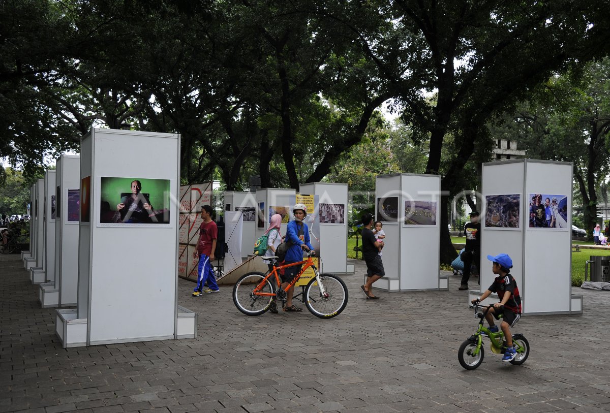 PAMERAN FOTO OUTDOOR | ANTARA Foto