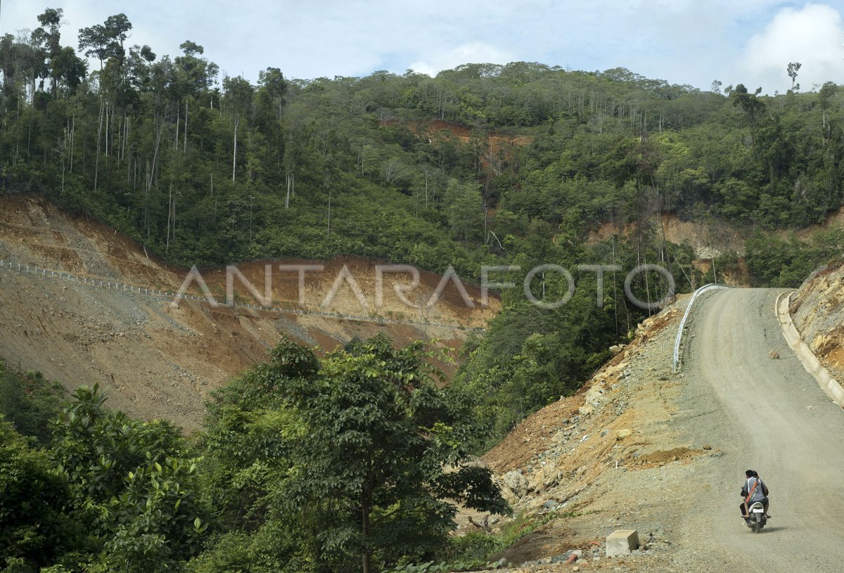 INFRASTRUKTUR HALMAHERA TIMUR ANTARA Foto