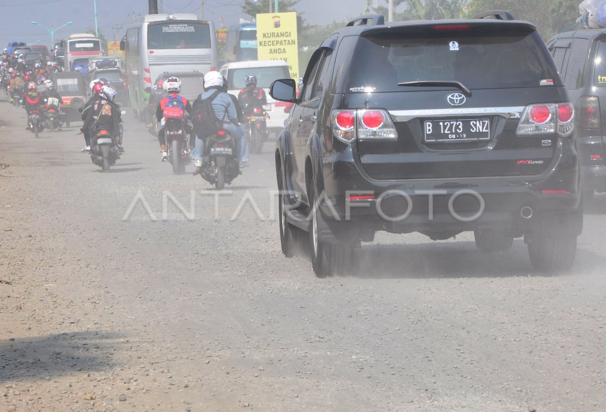 JALUR RAWAN KECELAKAAN | ANTARA Foto