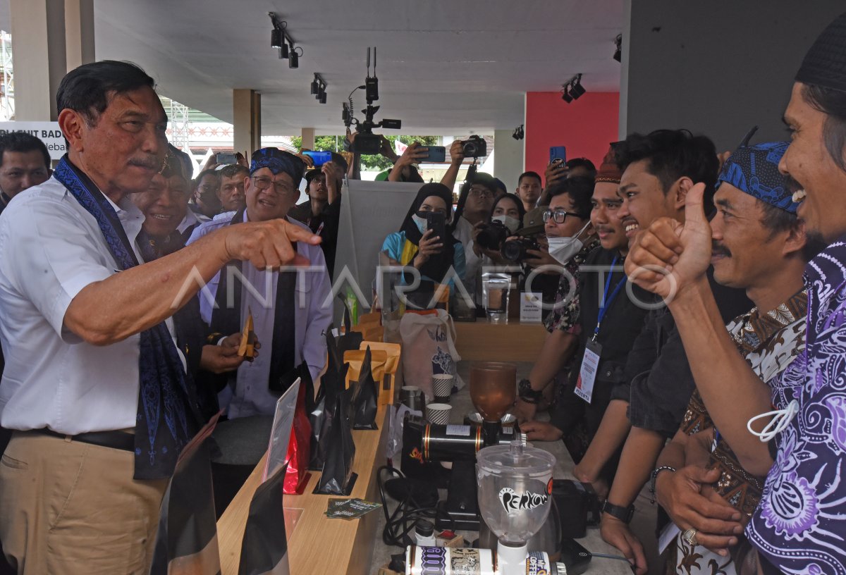 PELUNCURAN GERAKAN BANGGA BUATAN INDONESIA | ANTARA Foto