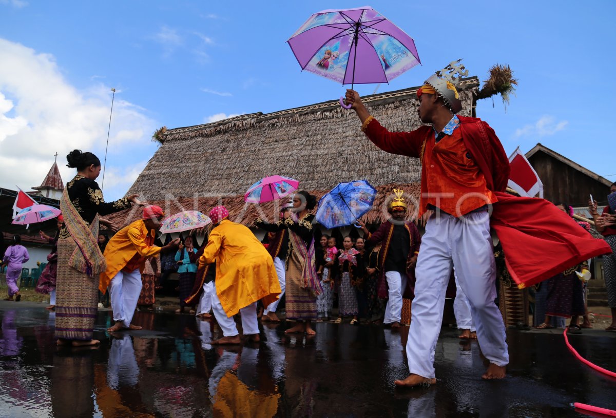 Ritual Orom Sasadu Suku Sahu Di Halmahera Barat Antara Foto