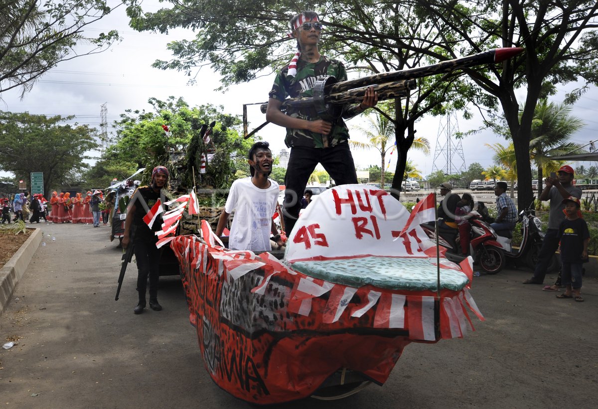 KARNAVAL HUT RI ANTARA Foto