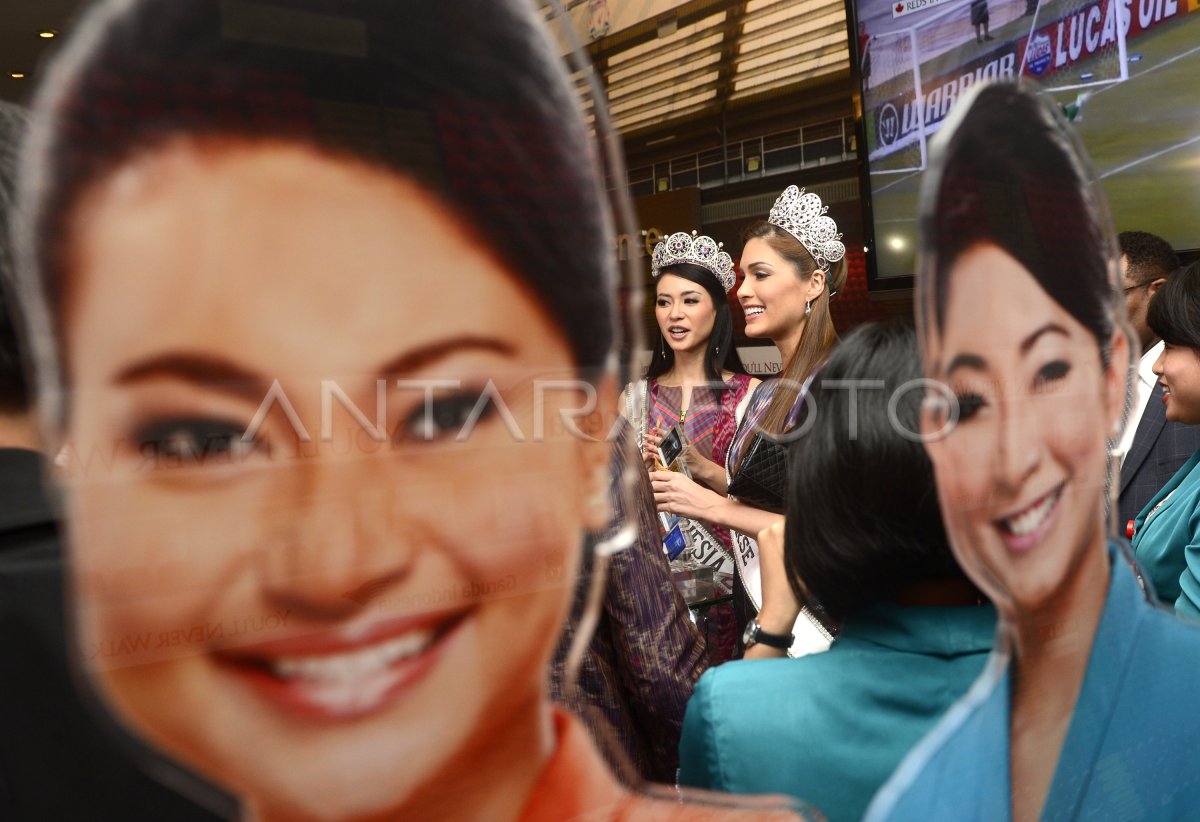 MISS UNIVERSE KE GALLERY GARUDA ANTARA Foto