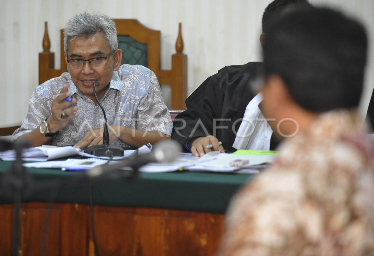 SIDANG KORUPSI PELABUHAN | ANTARA Foto