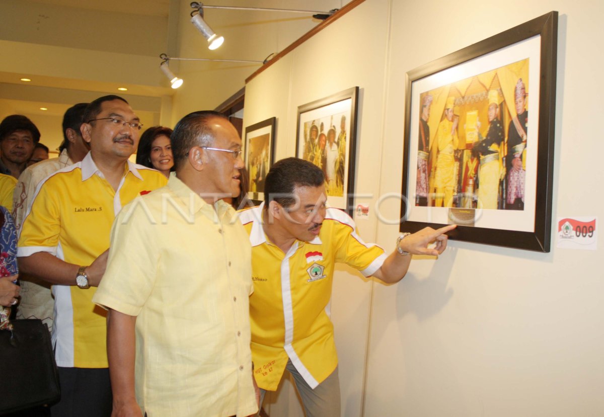 PAMERAN FOTO