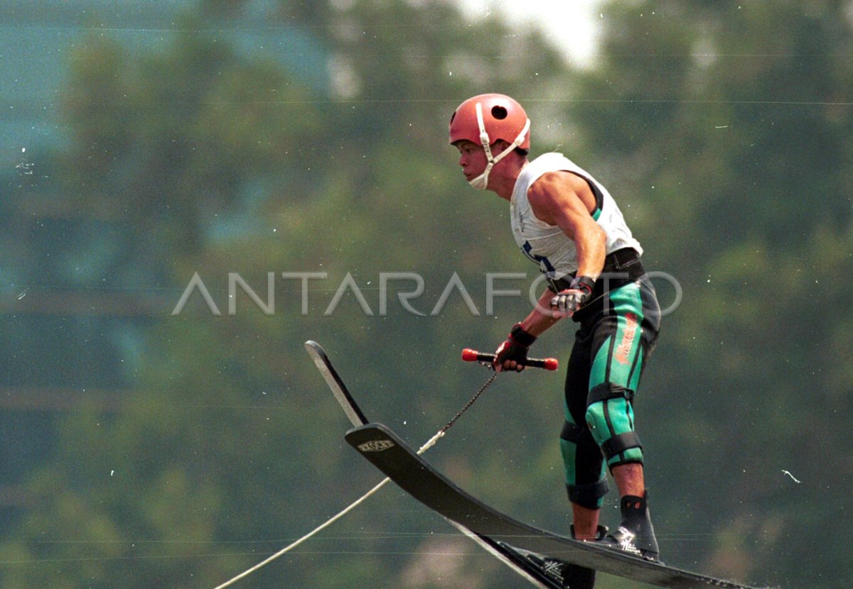 SKI AIR PUTRA SEA GAMES XIX JAKARTA | ANTARA Foto