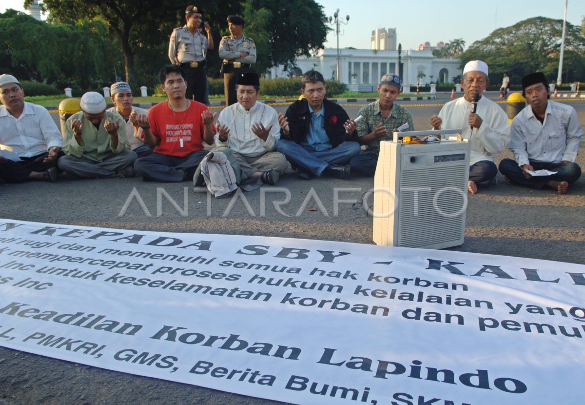 DUA TAHUN LAPINDO | ANTARA Foto