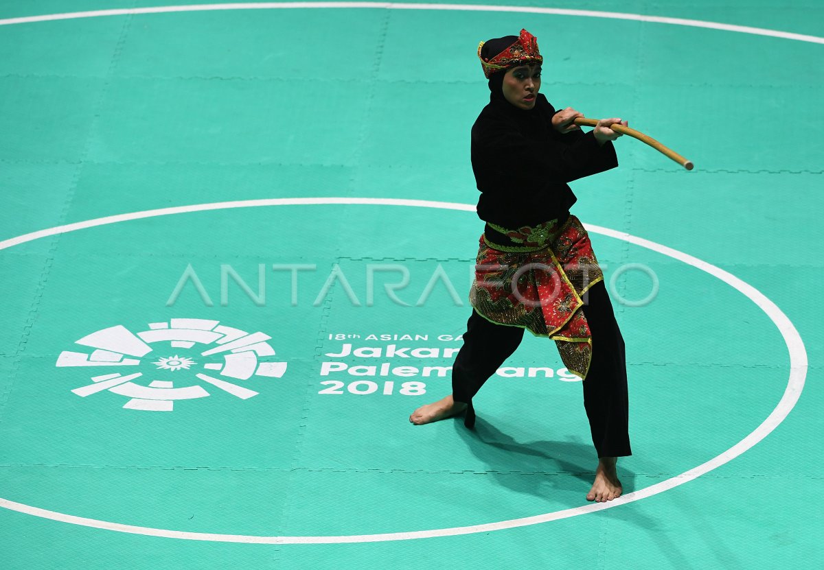 PENCAK SILAT SENI TUNGGAL PUTRI INDONESIA | ANTARA Foto