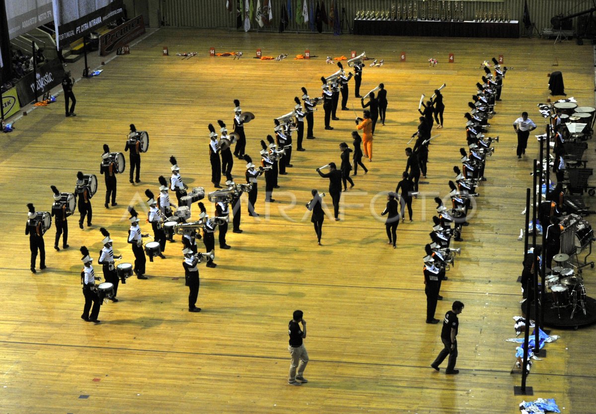 Grand Prix Marching Band Antara Foto