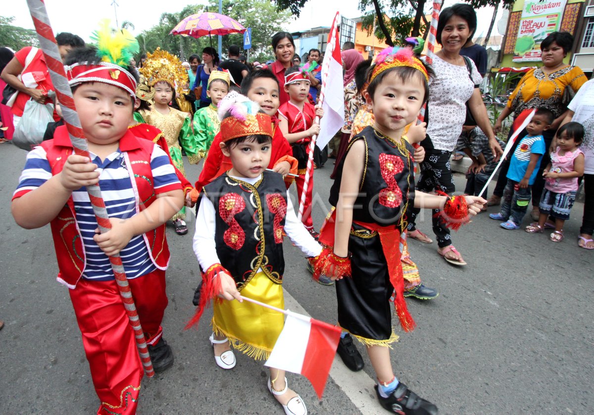 PAWAI KEMERDEKAAN RI BATAM | ANTARA Foto