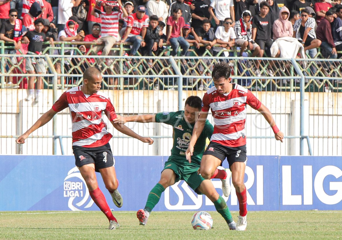 Madura United kalahkan Persebaya Surabaya