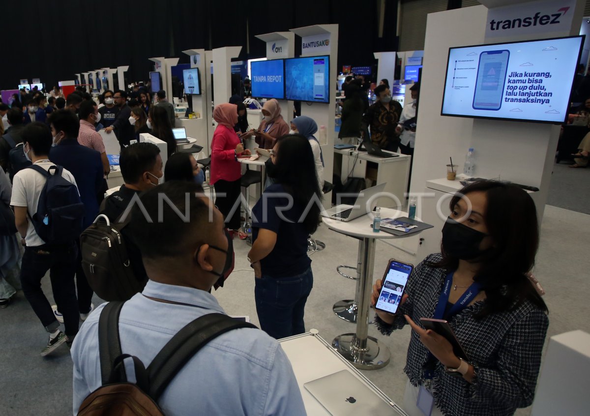 PAMERAN BUMN STARTUP DAY 2022 | ANTARA Foto