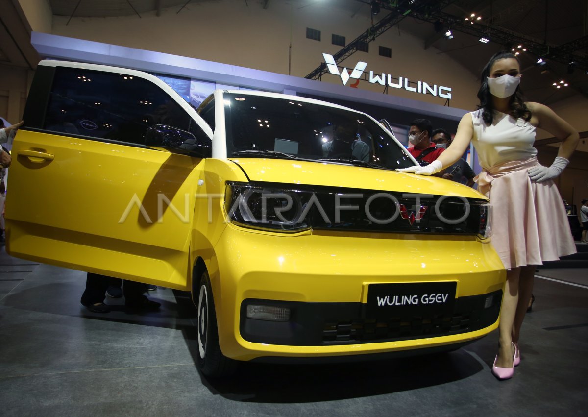 MOBIL LISTRIK WULING SIAP HADIR DI INDONESIA | ANTARA Foto