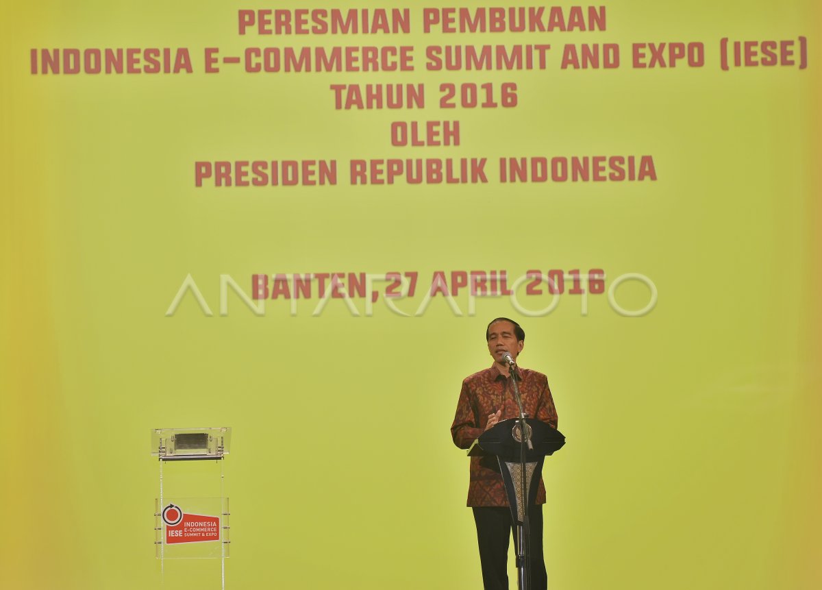 PEMBUKAAN INDONESIA E-COMMERSE SUMMIT & EXPO | ANTARA Foto