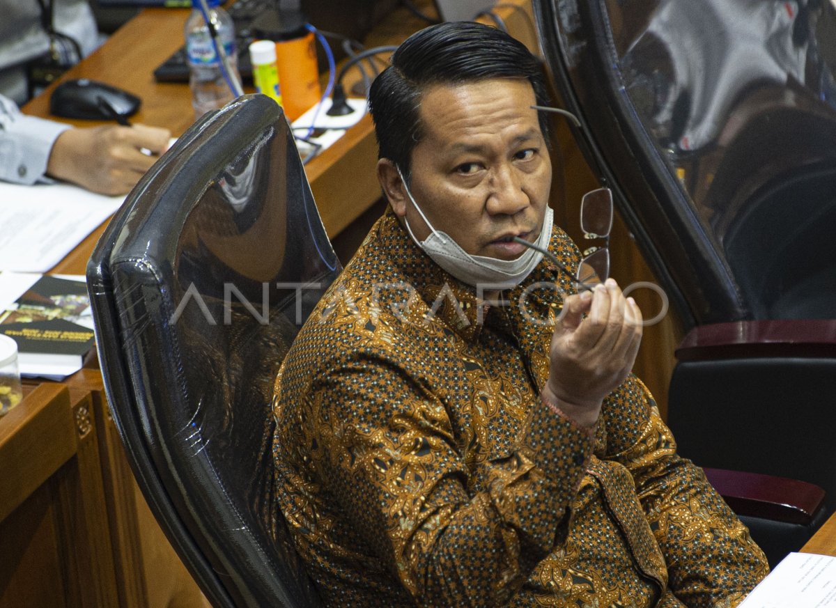 KELANJUTAN PEMBAHASAN RUU CIPTA KERJA | ANTARA Foto