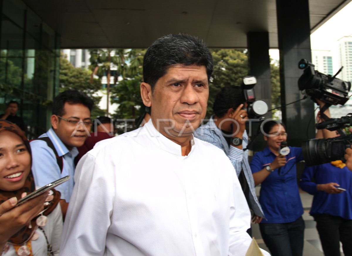 PEMERKSAAN ZULKIFLI HUSEIN | ANTARA Foto