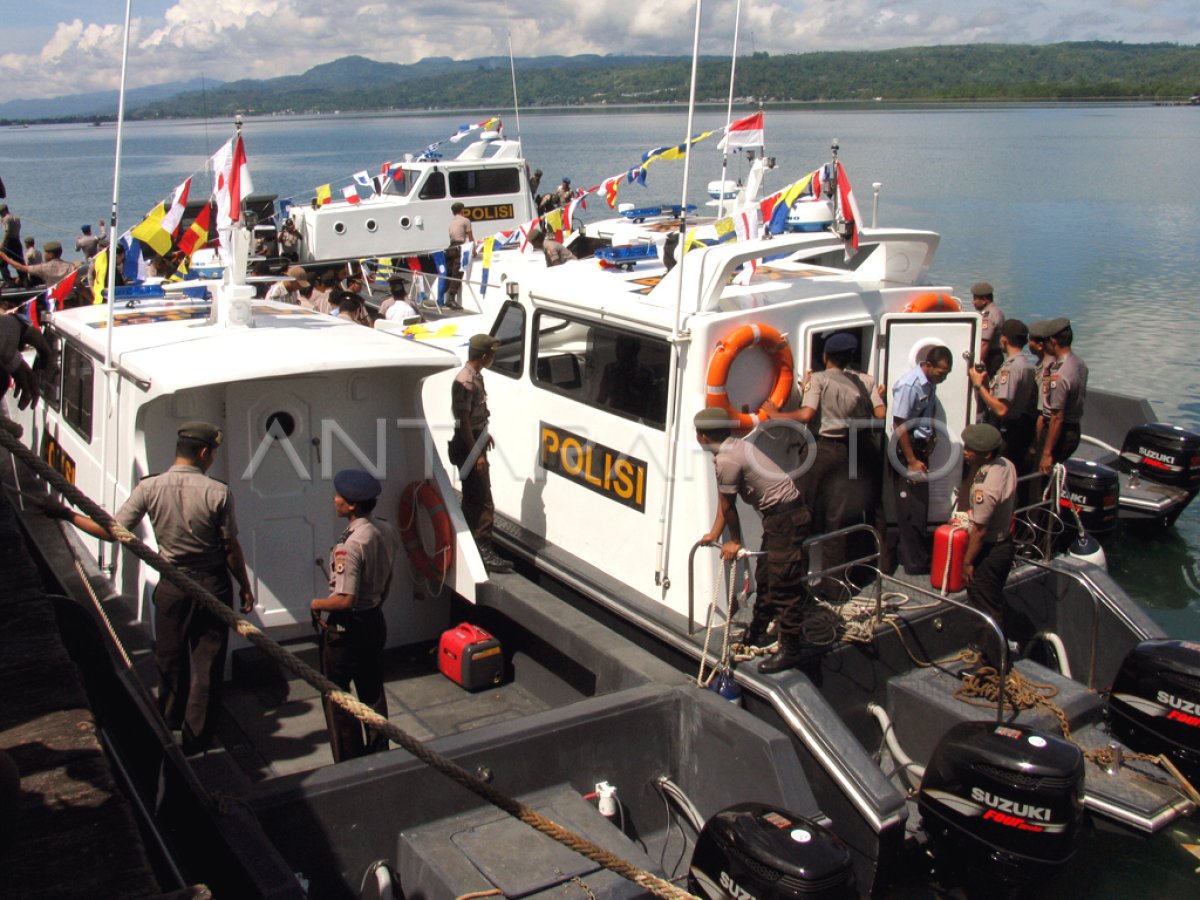 Kapal Patroli Laut Antara Foto