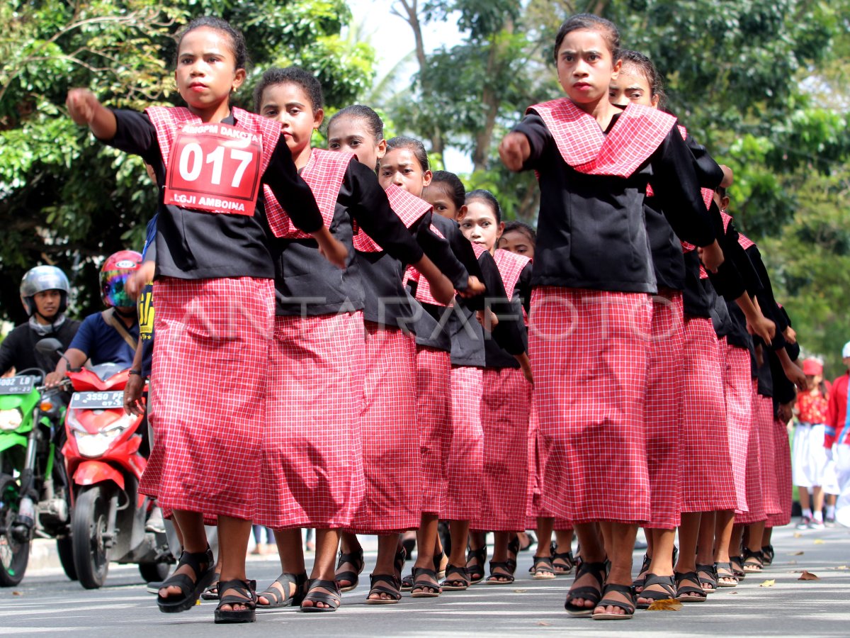 Lomba Gerak Jalan Amboina Antara Foto