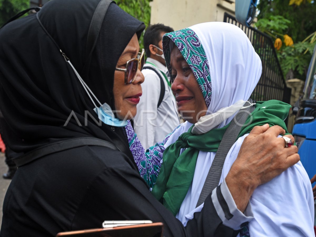PELEPASAN JEMAAH CALON HAJI DI CILEGON
