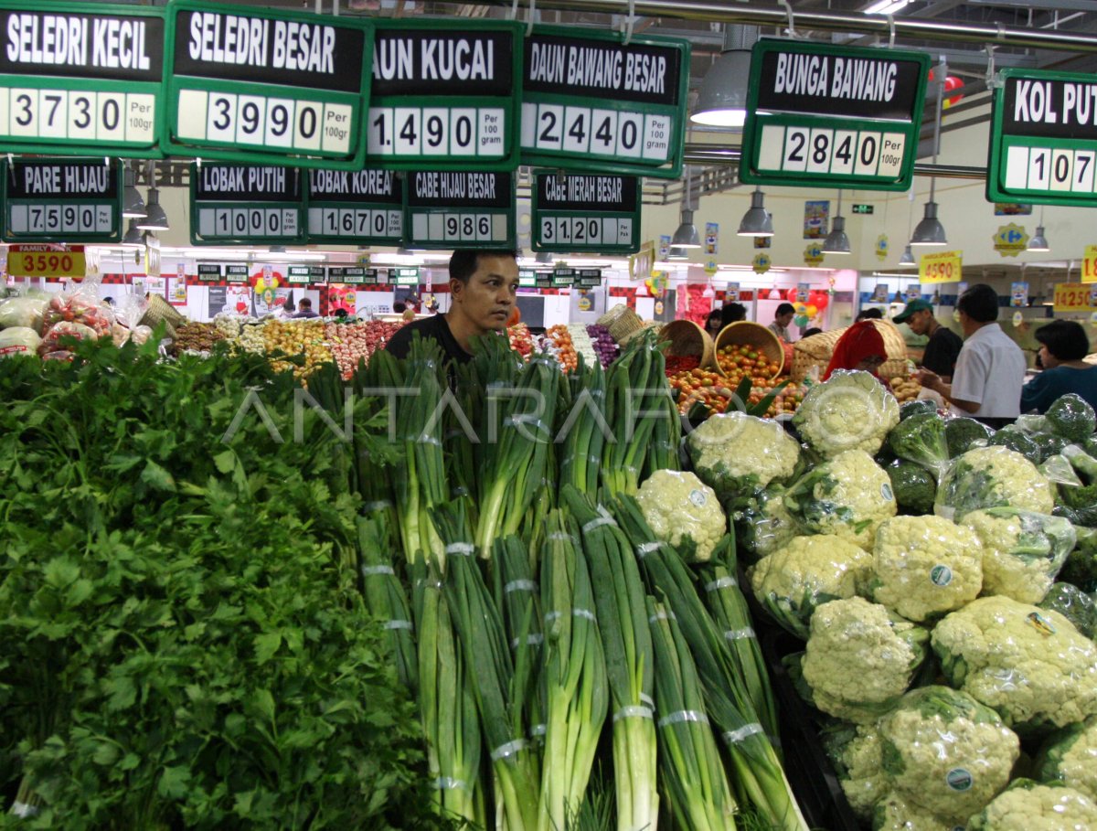 Harga Sayur Tinggi Antara Foto