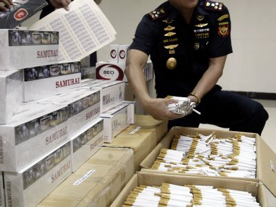 Rokok Ilegal Dan Pita Cukai Palsu Antara Foto