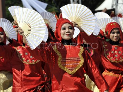 PEMBUKAAN MUKTAMAR MUHAMMADIYAH | ANTARA Foto