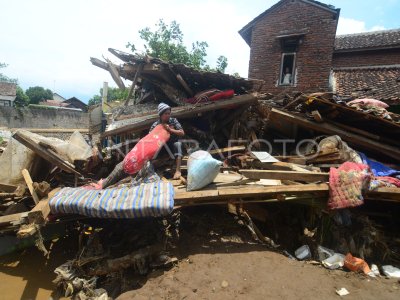 BANJIR BANDANG GARUT | ANTARA Foto