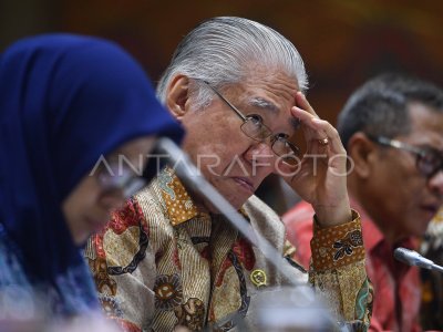 POLEMIK RENCANA IMPOR BERAS | ANTARA Foto