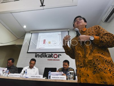 SURVEI INDIKATOR POLITIK INDONESIA | ANTARA Foto