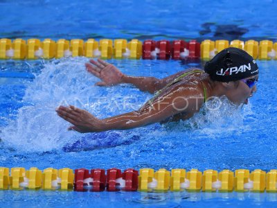 RENANG PENYISIHAN 100 METER GAYA KUPU-KUPU PUTRI | ANTARA Foto