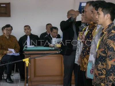 SIDANG LANJUTAN SUAP PERIZINAN MEIKARTA | ANTARA Foto