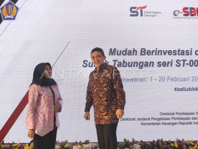 PELUNCURAN SUKUK TABUNGAN ST-003 | ANTARA Foto