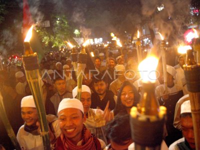 PAWAI OBOR SAMBUT RAMADHAN | ANTARA Foto