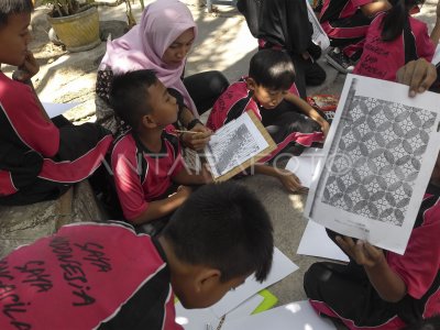 MENGENAL MOTIF BATIK NUSANTARA | ANTARA Foto