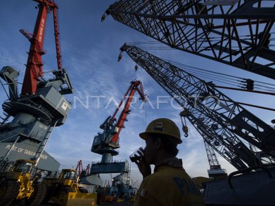 RENCANA PEMBENTUKAN SUBHOLDING PELABUHAN | ANTARA Foto