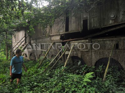 RUMAH GADANG RUSAK | ANTARA Foto