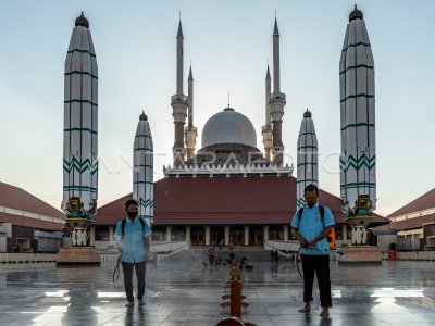 JELANG PELAKSANAAN SHALAT IDUL ADHA DI MAJT | ANTARA Foto