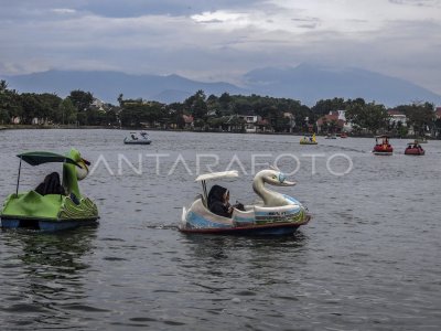 WISATA SITU CILODONG DI DEPOK ANTARA Foto