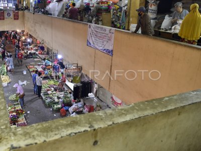 PERTUMBUHAN EKONOMI INDONESIA BANGKIT | ANTARA Foto