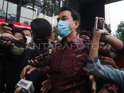 Pemeriksaan Azis Syamsuddin Antara Foto