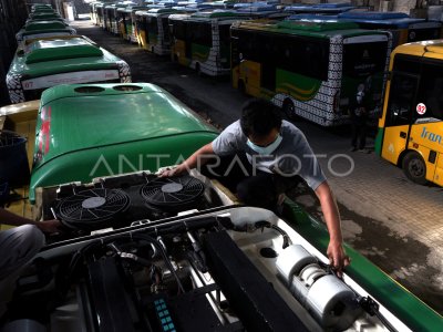 BUS TRANS JOGJA BERHENTI BEROPERASI SEMENTARA | ANTARA Foto